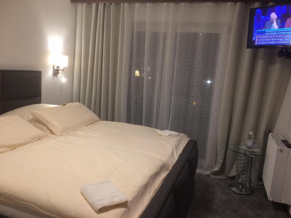 乌伦贝格疗养酒店 巴特明斯特艾弗尔 外观 照片